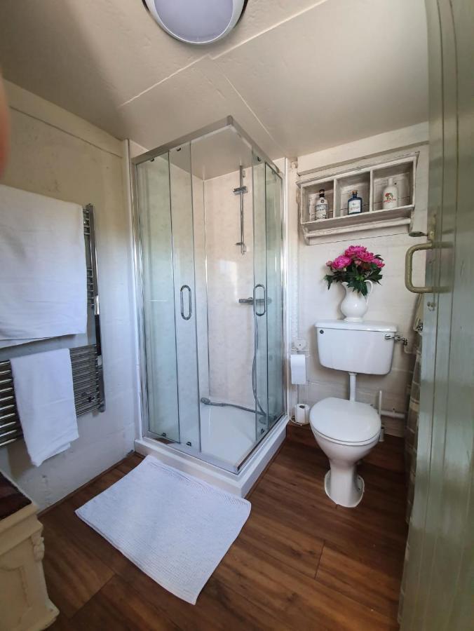 Woldsend Villa Moreton-in-Marsh ภายนอก รูปภาพ